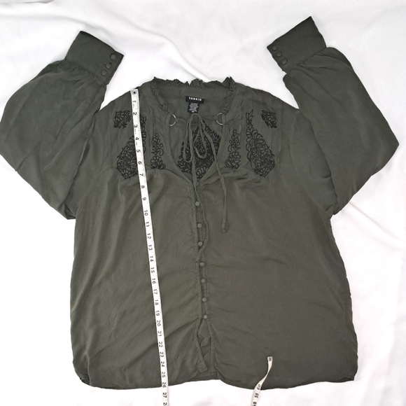 TORRID Green Challis Tie Front Top with Paisley Embroidery - Picture 8 of 14
